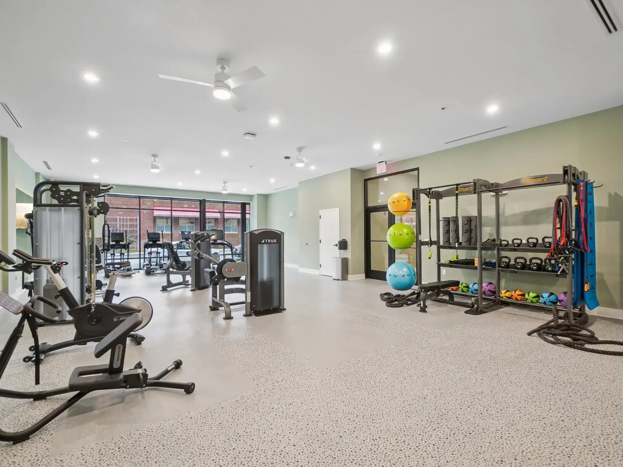 4th & Green Fitness studio-2