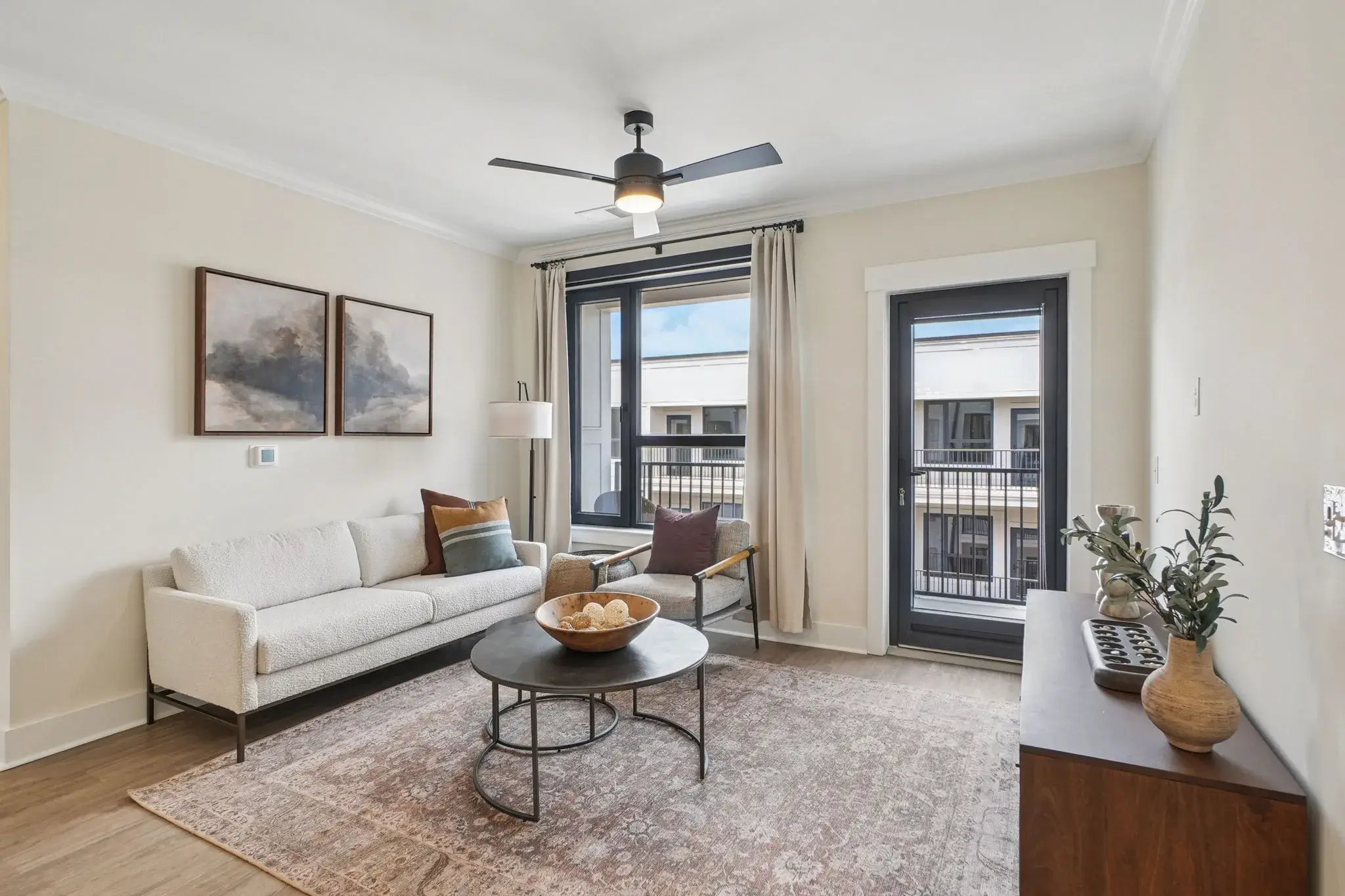 4th & Green living room